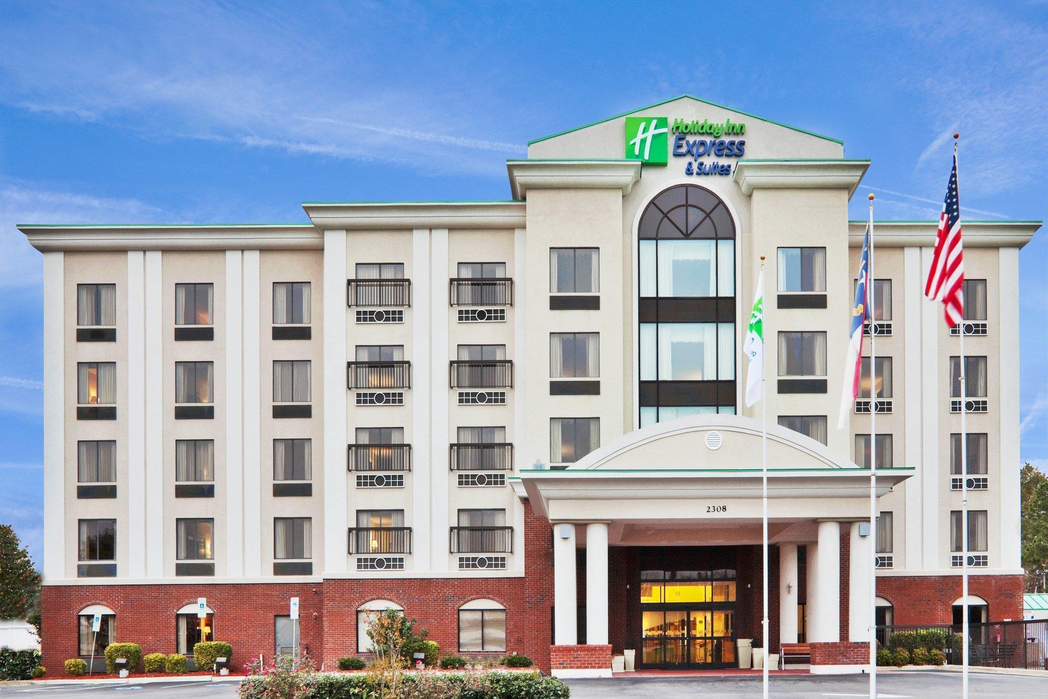 Holiday Inn Express & Suites Wilson-Downtown, An Ihg Hotel Exterior photo